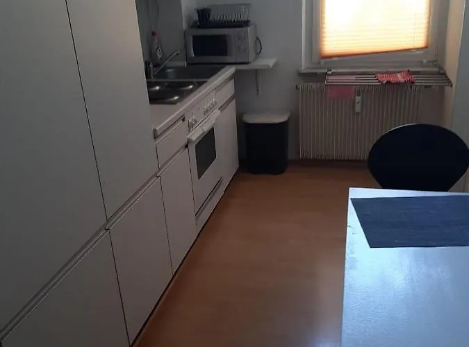 2 Schlafzimmer *